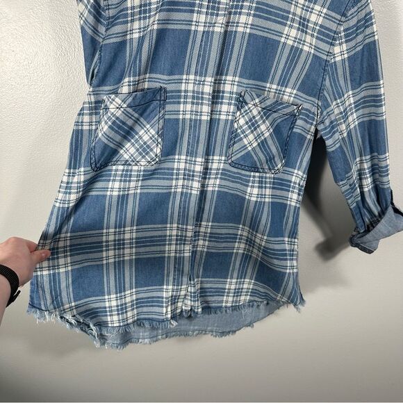 Harper For Francesca's Blue Plaid Chambray Button-Up Shirt NWT Size Small Casual - Picture 5 of 16